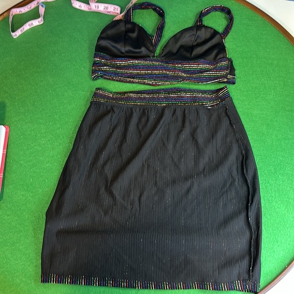 A3 DESIGN TWO PEICE METALLIC NYLON STRIPPED SKIRT AND CROP TOP SET SZ M - Picture 9 of 15